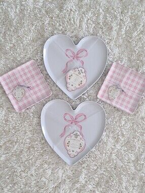 Set of 16 Shabby Chic Pink Bow and Gingham Melamine Plates